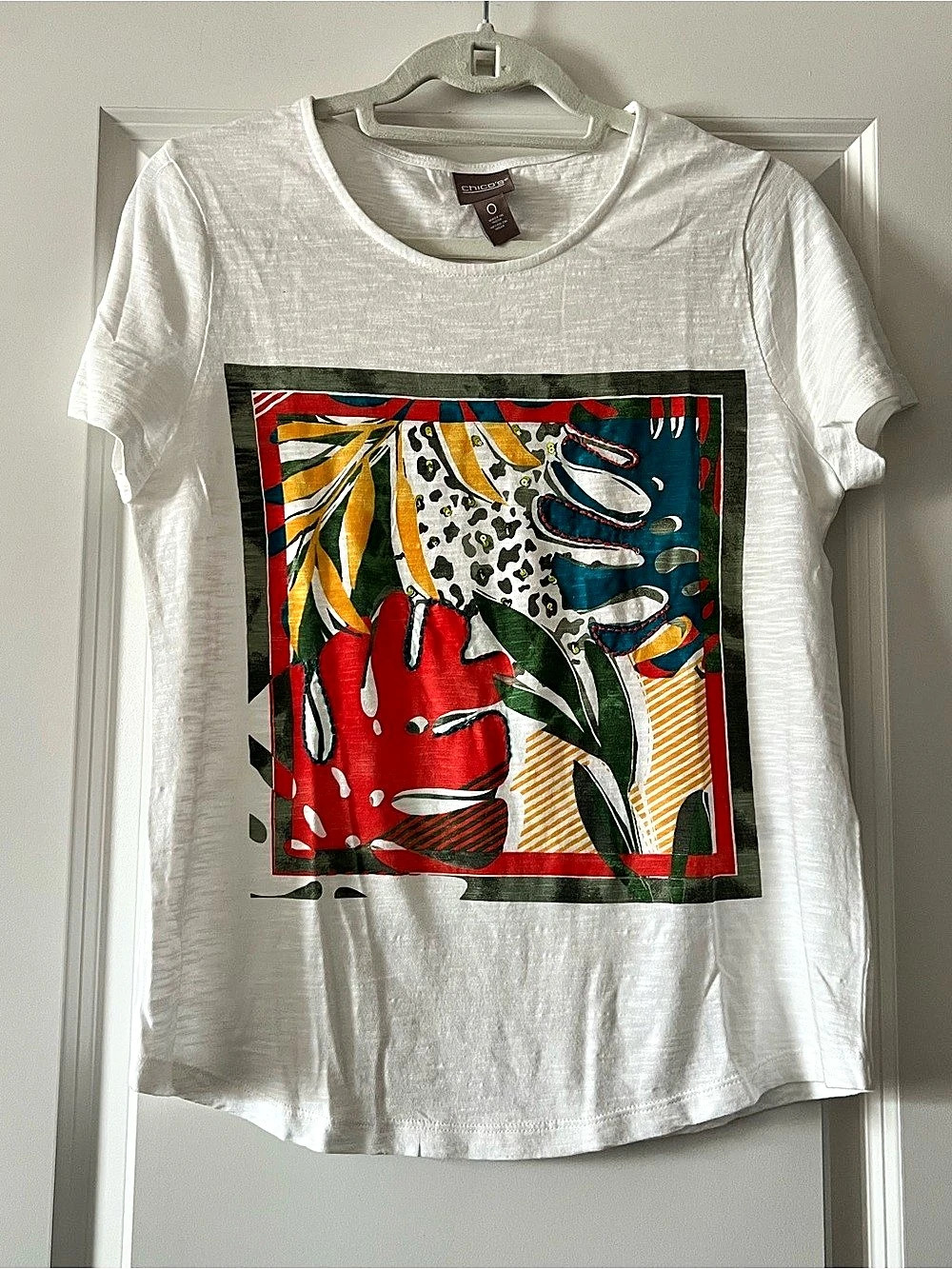 Chico's Abstract Graphic Tee in White